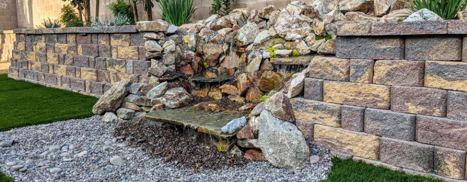 Vegas Outdoor Water Features